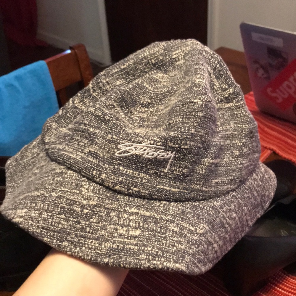Stussy bucket hat